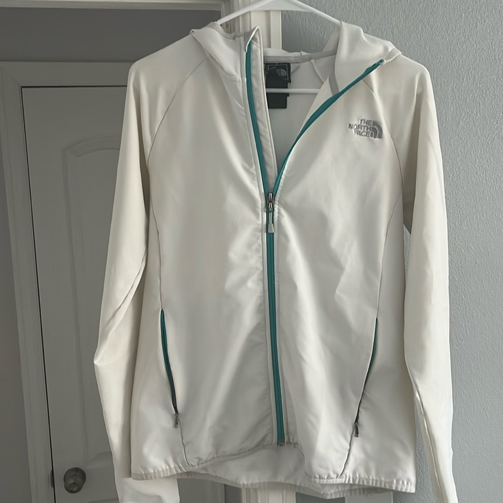 North face windbreaker